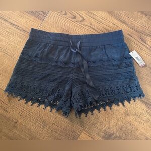 NWT Navy Crochet Lace Ribbon Drawstring Short Shorts Lined Juniors Medium (7-9)